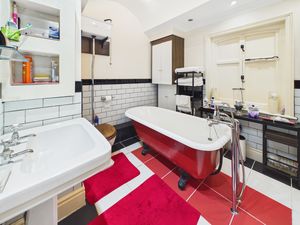 Photo 8- click for photo gallery